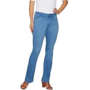 HOT IN HOLLYWOOD PULL ON BOOT CUT JEANS